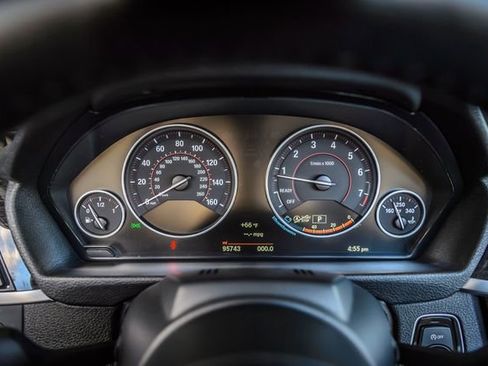 Used 2015 BMW 435i Convertible image 24