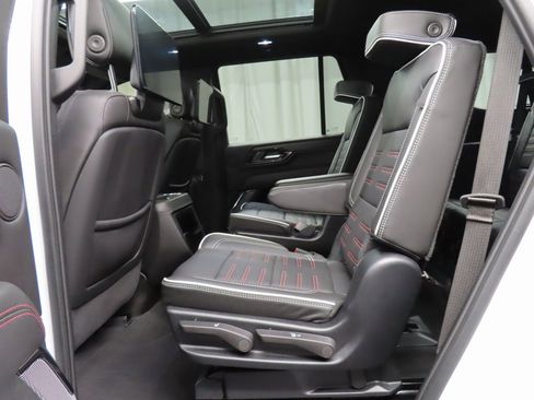 Used 2025 GMC Yukon AT4 Ultimate image 48