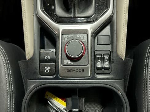 Used 2020 Subaru Forester Limited AWD/4WD image 32