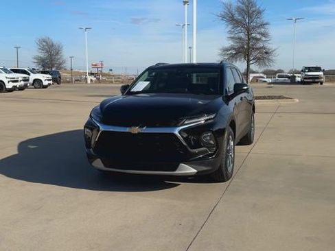 Certified 2024 Chevrolet Blazer LT w/ LPO, Floor Liner Package image 4