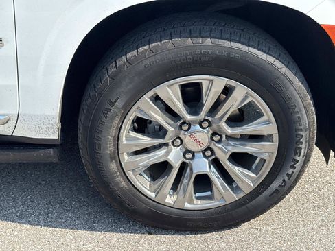 Used 2023 GMC Yukon Denali AWD/4WD image 10