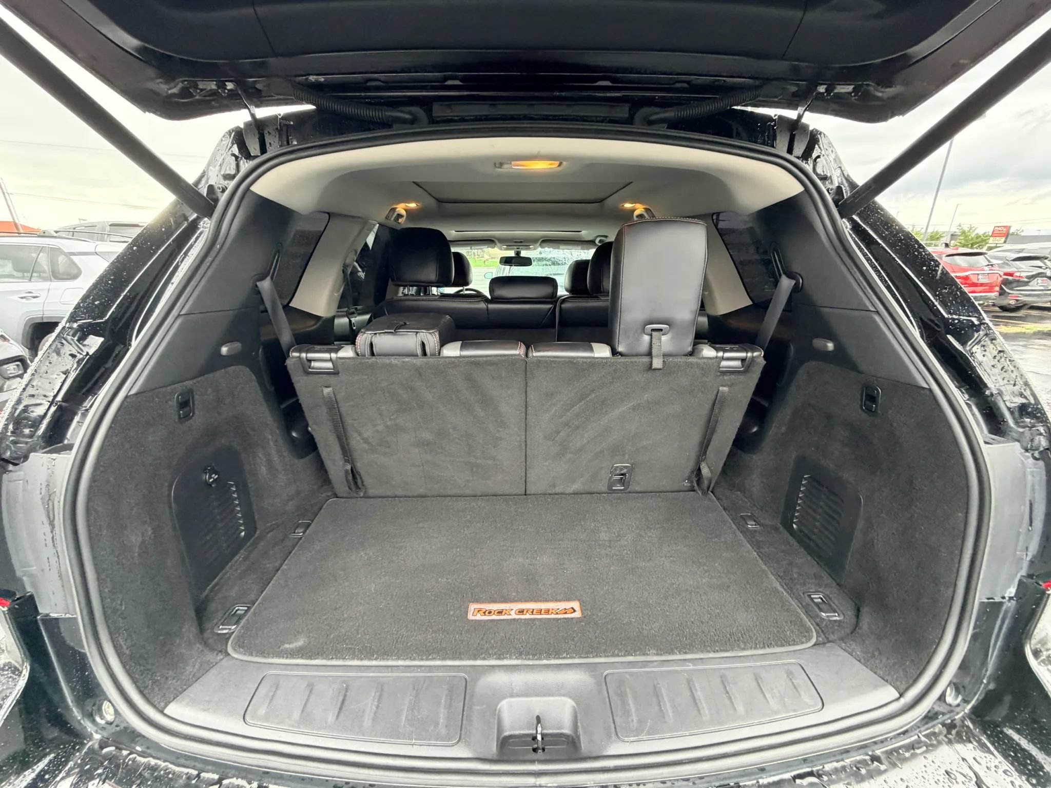 Used 2020 Nissan Pathfinder SL AWD/4WD image 28