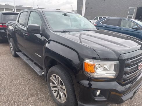 Used 2016 GMC Canyon SLE w/ Nightfall Edition image 19