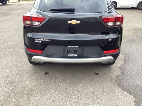 Used 2024 Chevrolet TrailBlazer LT w/ Driver Confidence Package FWD image 20