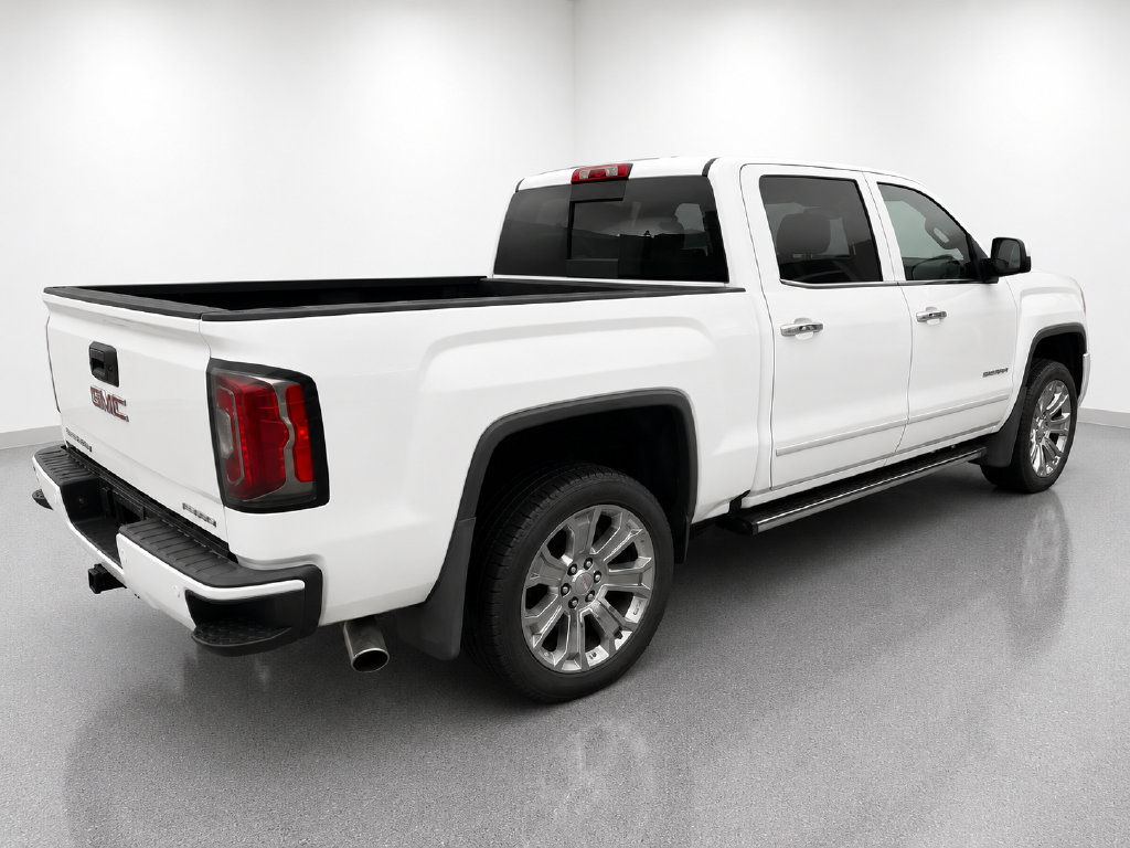 Used 2017 GMC Sierra 1500 Denali w/ Denali Ultimate Package AWD/4WD image 2
