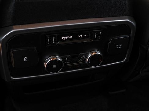 Used 2018 Ford Expedition Platinum image 37