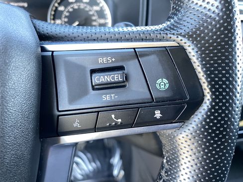 Used 2024 Mitsubishi Outlander SE AWD/4WD image 30