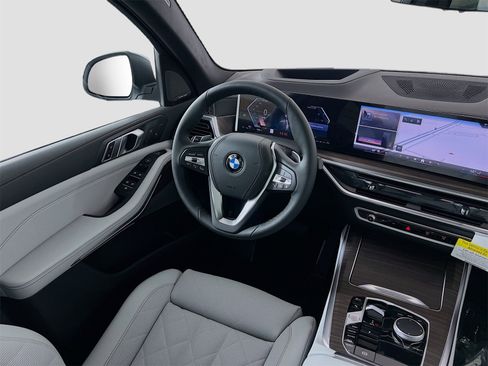 New 2026 BMW X5 xDrive40i w/ Climate Comfort Package image 26
