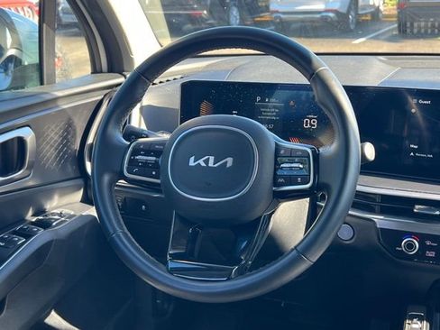 Certified 2024 Kia Sorento S image 15