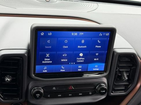 Certified 2022 Ford Bronco Sport Outer Banks w/ Tech Package AWD/4WD image 5