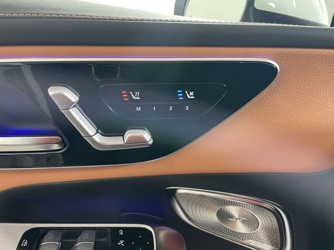 New 2026 Mercedes-Benz GLC 300 image 21