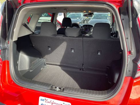 Used 2025 Kia Soul LX w/ LX Technology Package image 29