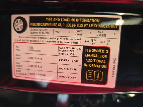 Certified 2025 Mercedes-Benz GLA 250 image 36