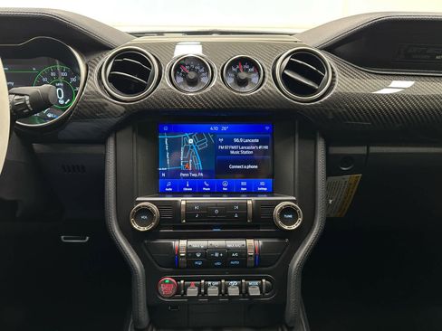 Used 2022 Ford Mustang Shelby GT500 w/ Carbon Fiber Track Pack image 20