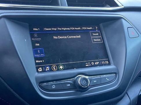 Used 2022 Chevrolet TrailBlazer RS FWD image 9