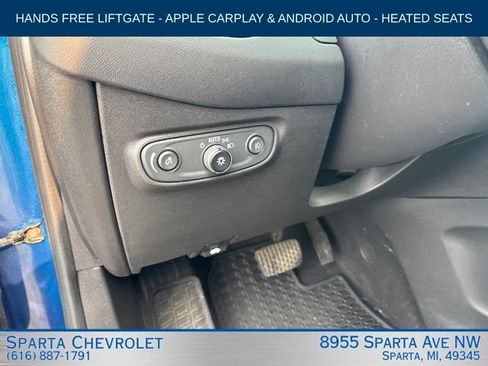Used 2020 Chevrolet Equinox LT w/ Driver Convenience Package AWD/4WD image 16