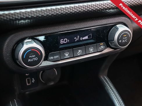 Used 2019 Nissan Kicks SV FWD image 19