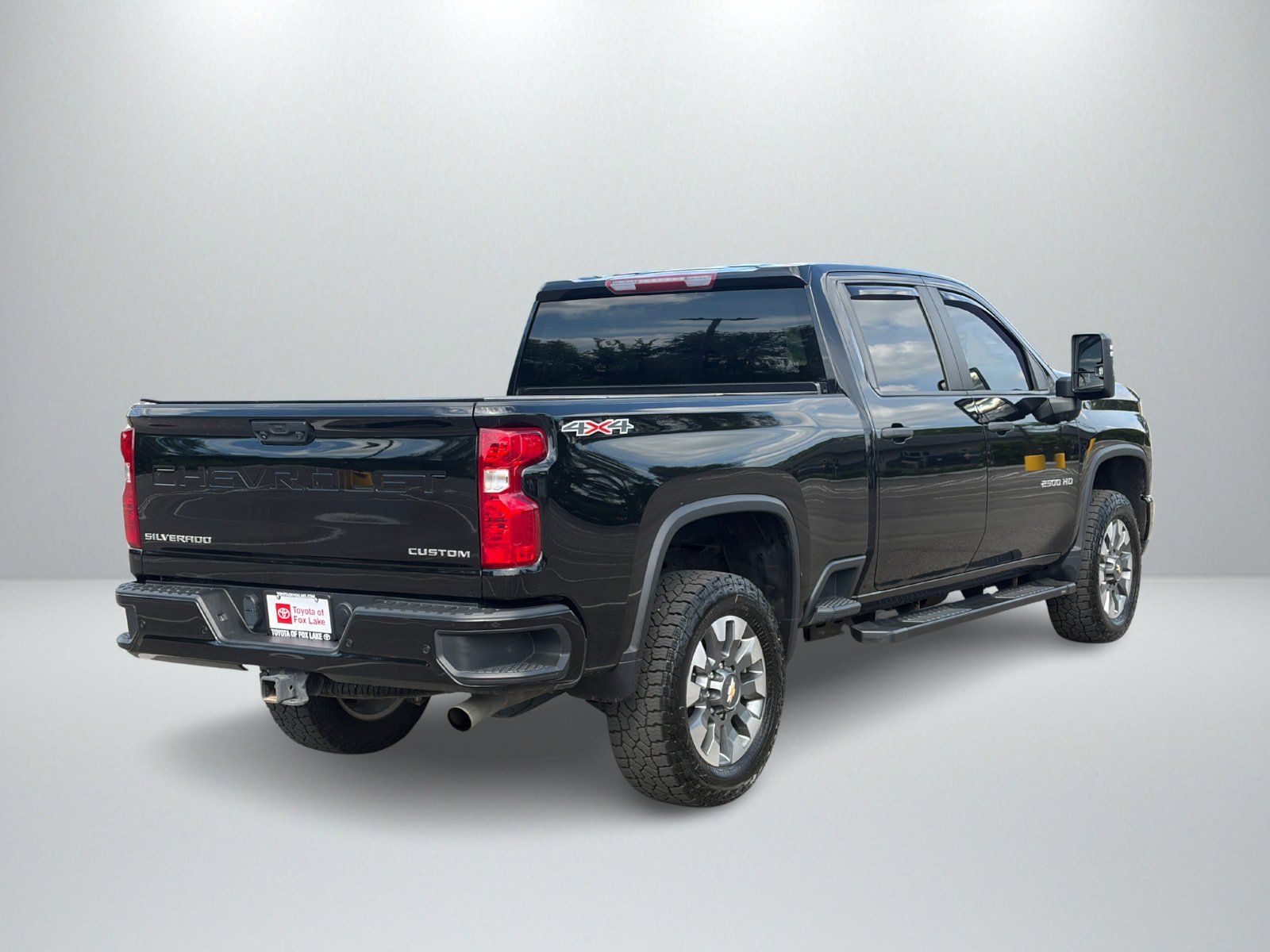 Used 2024 Chevrolet Silverado 2500 Custom w/ Custom Value Package AWD/4WD image 5