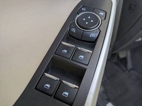 Certified 2023 Ford Explorer Limited w/ Equipment Group 301A image 24