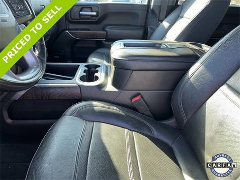 Used 2022 GMC Sierra 3500 Denali w/ Denali Ultimate Package image 28