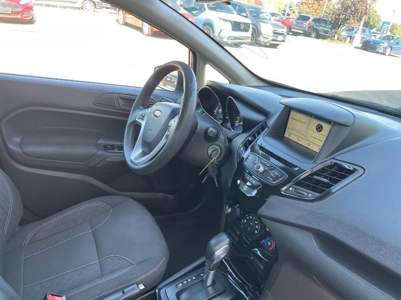 Used 2019 Ford Fiesta SE w/ Equipment Group 201A FWD image 2