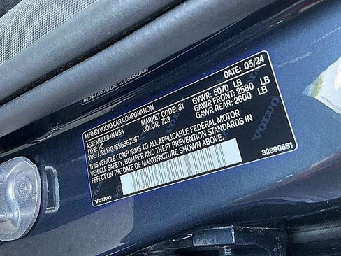 Used 2025 Volvo S60 B5 Core AWD/4WD image 30