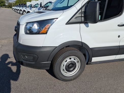 New 2026 Ford Transit 250 148 Medium Roof RWD image 11