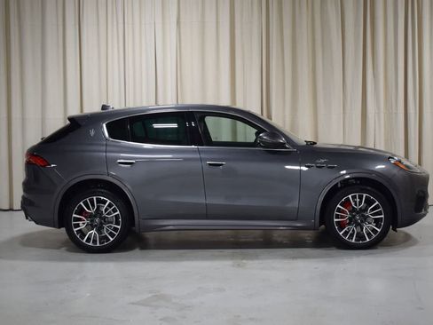 Certified 2024 Maserati Grecale Modena AWD/4WD image 16