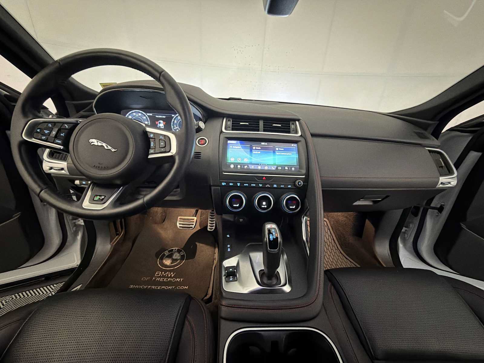 Used 2020 Jaguar E-PACE Checkered Flag AWD/4WD image 12