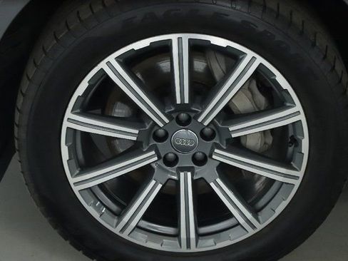 Used 2019 Audi Q7 3.0T Premium Plus w/ Premium Plus Package image 42