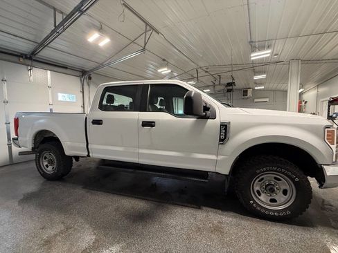 Used 2017 Ford F350 XL image 4