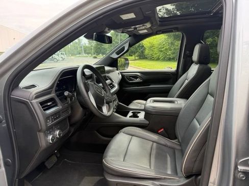 Used 2023 GMC Yukon SLT AWD/4WD image 11