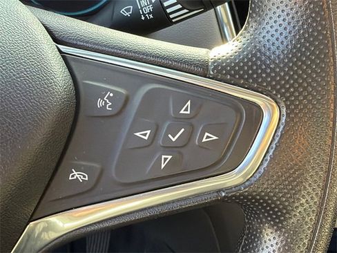 Used 2019 Chevrolet Equinox LS image 25