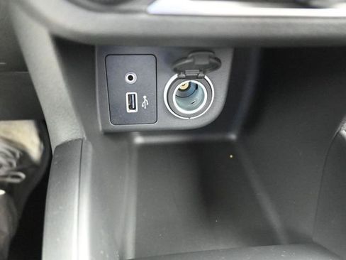 Used 2025 Nissan Kicks Play S image 22