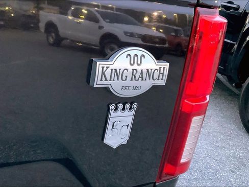 Used 2019 Ford F150 King Ranch w/ Equipment Group 601A Luxury AWD/4WD image 10