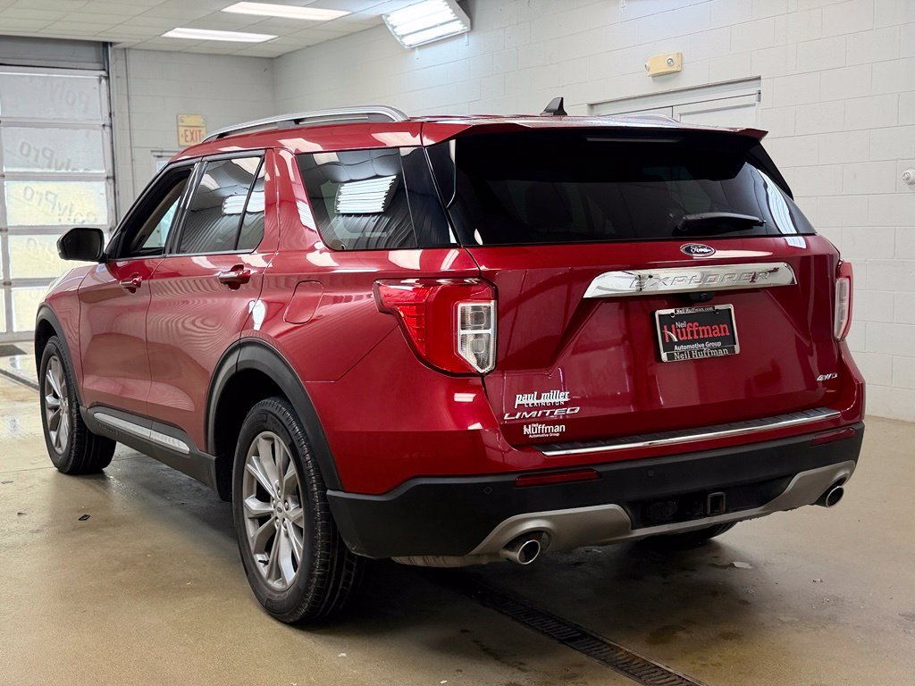 Used 2023 Ford Explorer Limited w/ Limited Technology Package AWD/4WD image 7