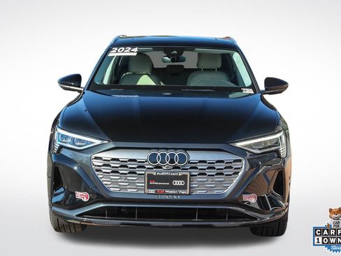 Certified 2024 Audi Q8 e-tron Premium Plus image 2