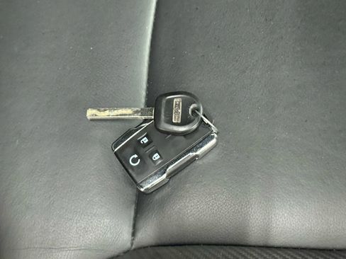 Used 2018 GMC Sierra 1500 SLT w/ All Terrain Package image 47