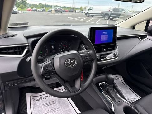 Certified 2024 Toyota Corolla LE AWD/4WD image 19