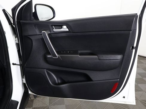 Used 2019 Kia Sportage LX w/ Option Group 017 image 21