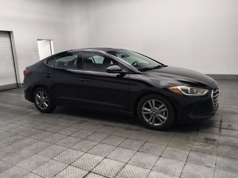 Used 2017 Hyundai Elantra SE FWD image 11