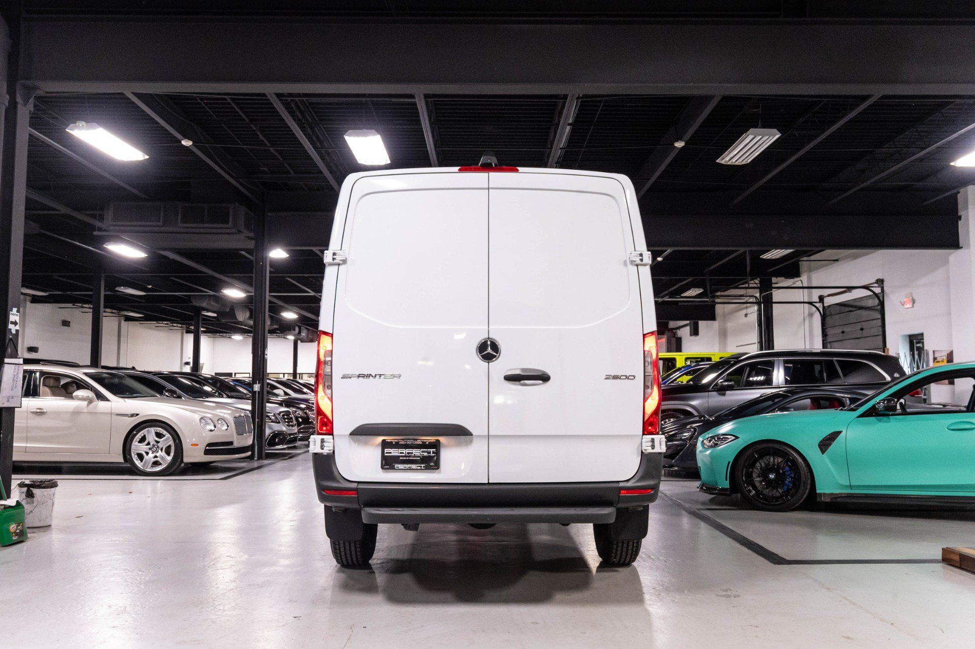 Used 2021 Mercedes-Benz Sprinter 2500 w/ Driver Convenience Package image 31