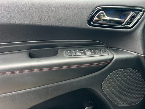 Used 2024 Dodge Durango GT image 12