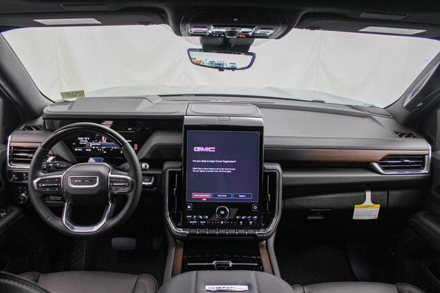 New 2026 GMC Yukon Denali w/ Denali Reserve Package AWD/4WD image 18