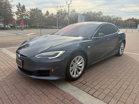 Used 2016 Tesla Model S 75 RWD image 3