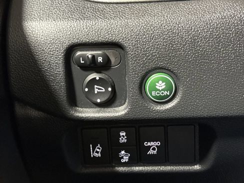 Used 2024 Honda Ridgeline Sport image 18