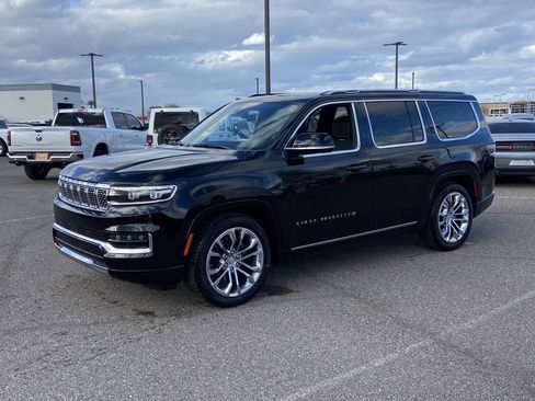 New 2023 Jeep Grand Wagoneer Series II image 2
