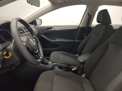 Used 2016 Volkswagen Jetta SE FWD image 17
