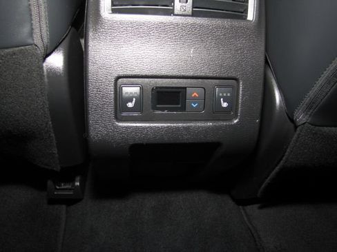Used 2022 Mitsubishi Outlander SEL AWD/4WD image 17