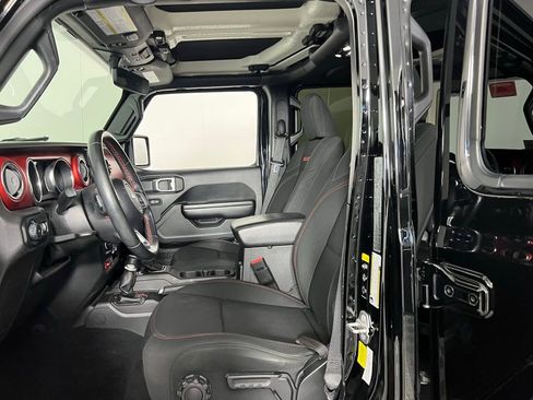 Used 2021 Jeep Wrangler Unlimited Rubicon image 21